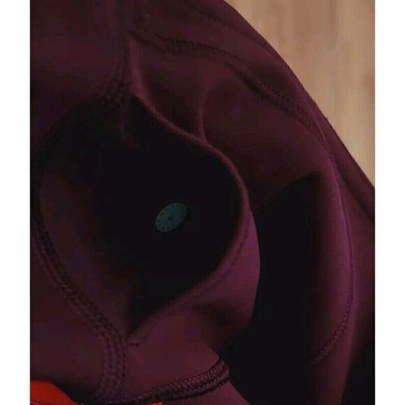 Lululemon Kick Serve Sweat Leggings Athleisure Workout Size 4 Burgundy - Picture 8 of 9
